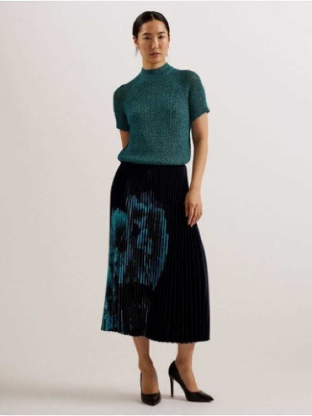 Ted Baker Matildr Green Knit Top Mock Neck Textured Size 1 (US 4)